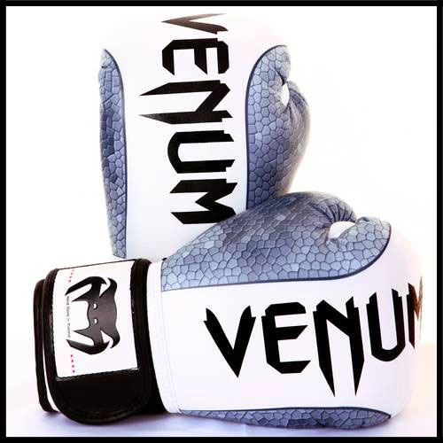 Venum -  - Amazonia - Boxing Gloves - Black