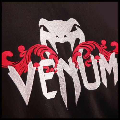 Venum -  - Built2Strike - Hoody - Black